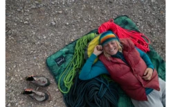 Therm-a-Rest Stellar Blanket Campingdecke Space Case Print -Roben Peak Geschaft 795437 5218055 1